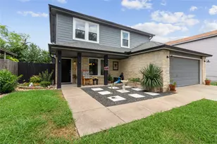 1104 Hilltop Dr, San Marcos, TX 78666 - Photo 2