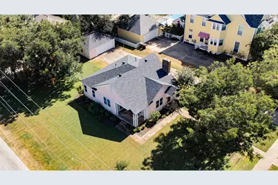 909 E Liberty Avenue, Round Rock, TX 78664 - Photo 8