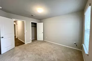 10824 Gonzales Ranger Pass, Austin, TX 78754 - Photo 16