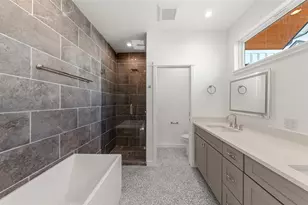 5912 Harold Ct, Austin, TX 78721 - Photo 24