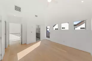 5912 Harold Ct, Austin, TX 78721 - Photo 22