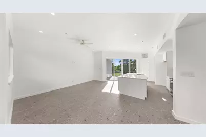 5912 Harold Court #106, Austin, TX 78721 - Photo 20