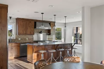 29 Pascal Lane, Austin, TX 78746 - Photo 4