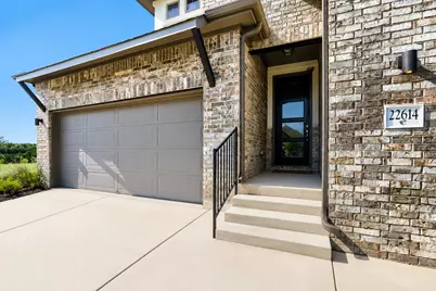22614 Fountaingrass Lane, Lago Vista, TX 78645 - Photo 4
