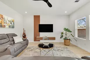 2307 Lathan Ln, Taylor, TX 76574 - Photo 8