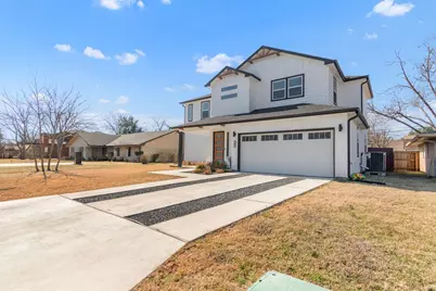 2307 Lathan Lane, Taylor, TX 76574 - Photo 2