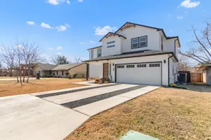 2307 Lathan Ln, Taylor, TX 76574 - Photo 2