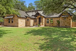 101 Winding Oak Dr, Johnson City, TX 78636 - Photo 2