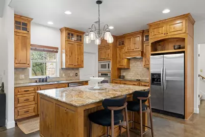 101 Winding Oak Drive, Johnson City, TX 78636 - Photo 8