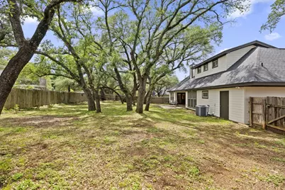 101 Winding Oak Drive, Johnson City, TX 78636 - Photo 32