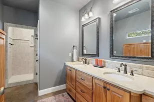 101 Winding Oak Dr, Johnson City, TX 78636 - Photo 16