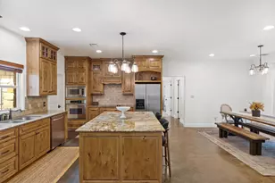 101 Winding Oak Dr, Johnson City, TX 78636 - Photo 10