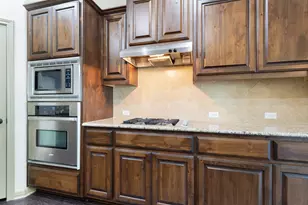 150 Drury Ln, Austin, TX 78737 - Photo 14