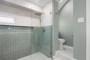 1002 Crestview St, Round Rock, TX 78681 - Photo 28