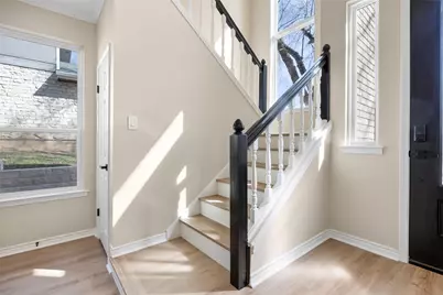 1002 Crestview Street, Round Rock, TX 78681 - Photo 20