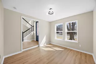 1002 Crestview St, Round Rock, TX 78681 - Photo 18