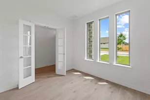 10910 Mystic Timber Dr, Austin, TX 78754 - Photo 12