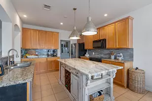 201 Prospector Ln, Liberty Hill, TX 78642 - Photo 4