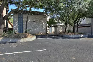 816 W N Loop Blvd, Austin, TX 78756 - Photo 4