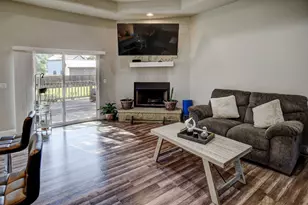 225 Waikakaaua Dr, Bastrop, TX 78602 - Photo 8