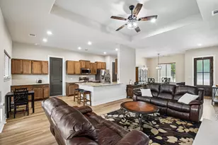 21422 Santa Rosa Ave, Lago Vista, TX 78645 - Photo 6
