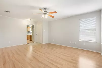 15204 Drusillas Drive, Pflugerville, TX 78660 - Photo 14