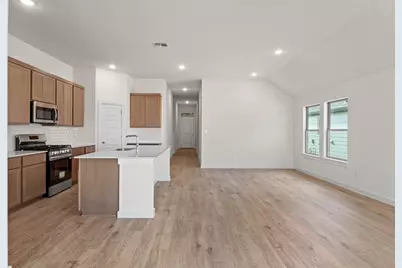 908 Universal Drive, Hutto, TX 78634 - Photo 12