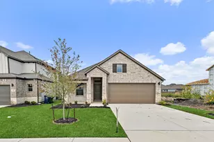 908 Universal Dr, Hutto, TX 78634 - Photo 1