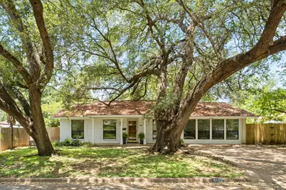 8102 Shadowood Drive, Austin, TX 78757 - Photo 2