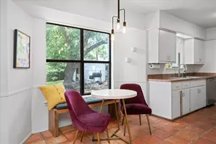 8102 Shadowood Dr, Austin, TX 78757 - Photo 8