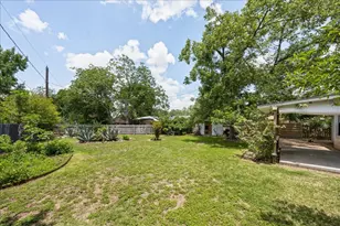 8102 Shadowood Dr, Austin, TX 78757 - Photo 20