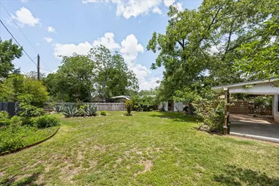 8102 Shadowood Drive, Austin, TX 78757 - Photo 20