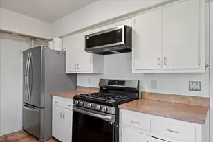 8102 Shadowood Dr, Austin, TX 78757 - Photo 12