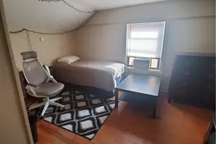 918 E 37th St, Austin, TX 78705 - Photo 16