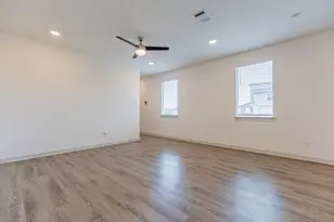 305 Fairfax Ave, San Marcos, TX 78666 - Photo 6