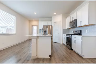 305 Fairfax Avenue, San Marcos, TX 78666 - Photo 10