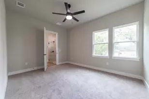 639 Magnolia Ln, Cottonwood Shores, TX 78657 - Photo 10
