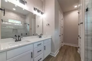639 Magnolia Ln, Cottonwood Shores, TX 78657 - Photo 12