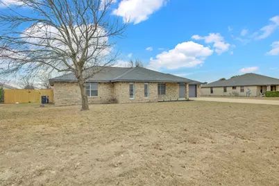 131 Meadow Valley Loop, Jarrell, TX 76537 - Photo 30
