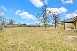 131 Meadow Valley Loop, Jarrell, TX 76537 - Photo 26