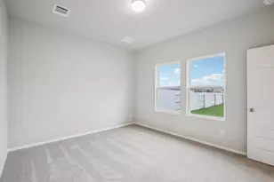 104 Summer Dr, Elgin, TX 78621 - Photo 18