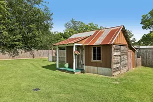 117 N Main St, Paige, TX 78659 - Photo 12