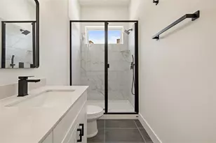 1811 Webberville Rd, Austin, TX 78721 - Photo 10