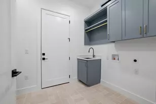 6611 Lexington Rd, Austin, TX 78757 - Photo 30