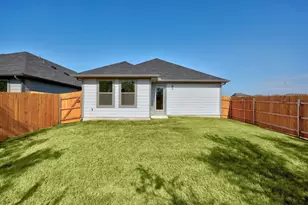 256 Bendecido Loop, Elgin, TX 78621 - Photo 26