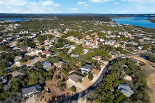 18504 Venture Dr, Lago Vista, TX 78645 - Photo 28