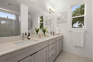 6404 Porter St, Austin, TX 78741 - Photo 8