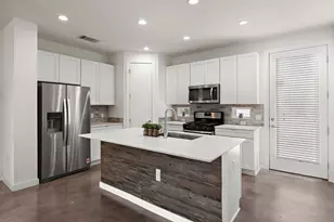 6404 Porter St, Austin, TX 78741 - Photo 4