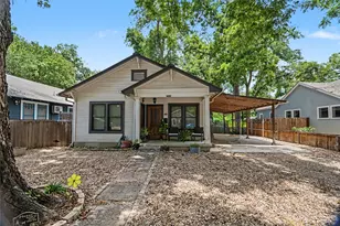 2506 E Cesar Chavez St, Austin, TX 78702 - Photo 1
