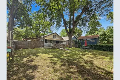 2506 E Cesar Chavez Street, Austin, TX 78702 - Photo 24